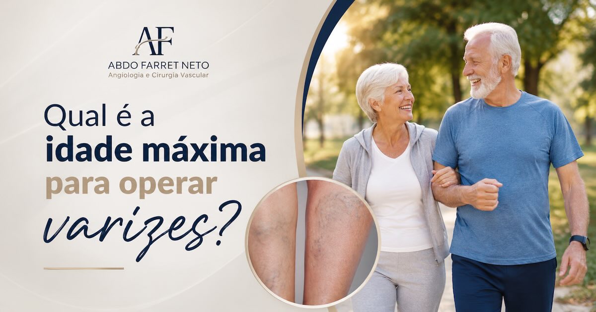 Casal idoso caminhando ao ar livre, com destaque em close para varizes na perna