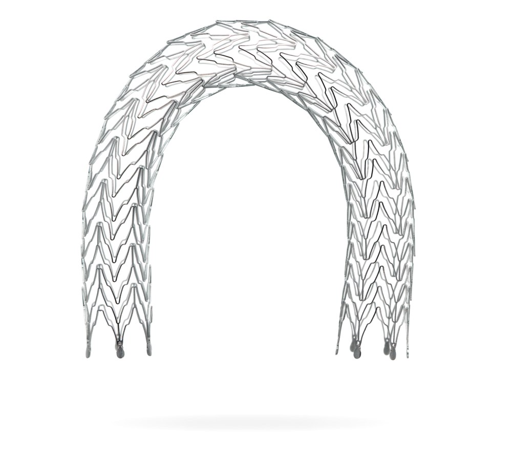Stent flexível dobrado em U, mostrando a conformabilidade da malha